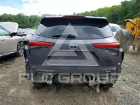 2021 Toyota Highlander фото