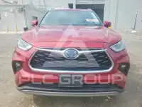 2021 Toyota Highlander photo