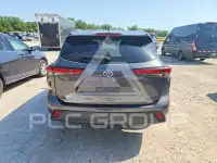 2021 Toyota Highlander фото