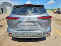 2021 Toyota Highlander фото