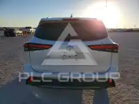 2021 Toyota Highlander photo