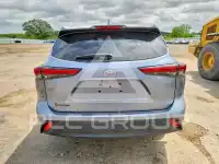 2021 Toyota Highlander photo