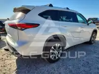 2021 Toyota Highlander фото