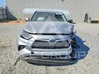 2021 Toyota Highlander photo