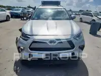 2021 Toyota Highlander фото