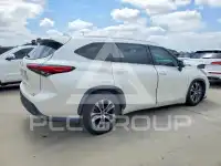 2021 Toyota Highlander фото