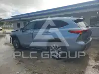 2021 Toyota Highlander фото