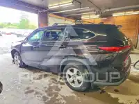 2021 Toyota Highlander photo