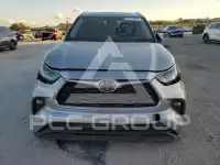 2021 Toyota Highlander фото
