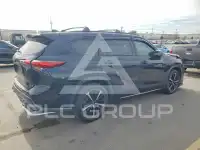 2021 Toyota Highlander photo