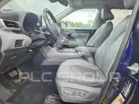 2021 Toyota Highlander photo