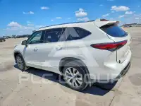 2021 Toyota Highlander фото