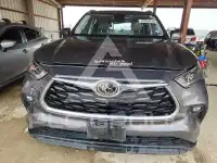 2021 Toyota Highlander photo