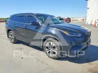 2021 Toyota Highlander фото