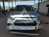 2021 Toyota Highlander photo