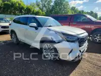 2021 Toyota Highlander photo
