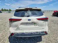 2021 Toyota Highlander photo