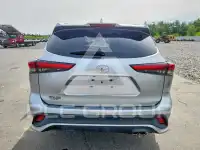 2021 Toyota Highlander фото