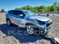 2021 Toyota Highlander photo