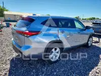 2021 Toyota Highlander photo