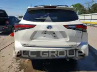 2021 Toyota Highlander photo