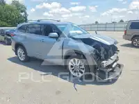 2021 Toyota Highlander фото