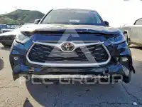 2021 Toyota Highlander photo
