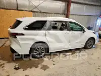 2021 Toyota SIENNA фото