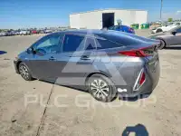 2021 Toyota PRIUS фото