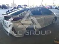 2021 Toyota PRIUS photo