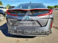 2021 Toyota PRIUS photo