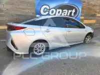 2021 Toyota PRIUS photo