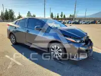 2021 Toyota PRIUS фото