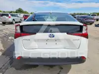 2021 Toyota PRIUS фото