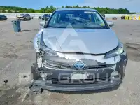 2021 Toyota PRIUS photo