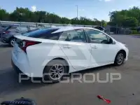 2021 Toyota PRIUS фото
