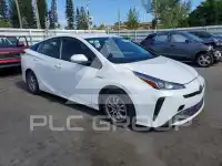 2021 Toyota PRIUS фото