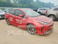 2021 Toyota PRIUS фото
