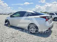 2021 Toyota PRIUS фото
