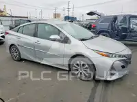 2021 Toyota PRIUS фото