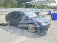 2021 Toyota PRIUS фото