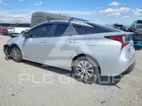 2021 Toyota PRIUS фото