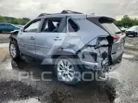 2021 Toyota RAV4 фото