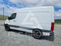 2021 Mercedes Benz  photo