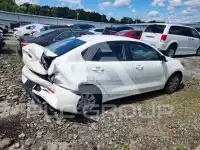 2021 KIA Rio фото