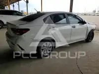 2021 KIA Rio фото