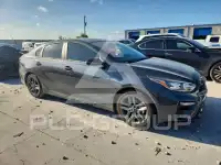 2021 KIA Forte photo
