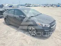 2021 KIA Forte photo