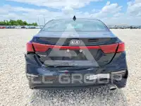 2021 KIA Forte фото