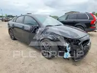 2021 KIA Forte photo